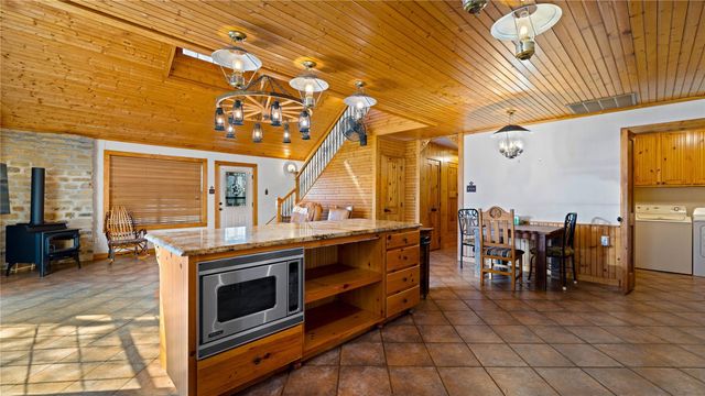 1728 Cr 384, Marquez, TX 77865