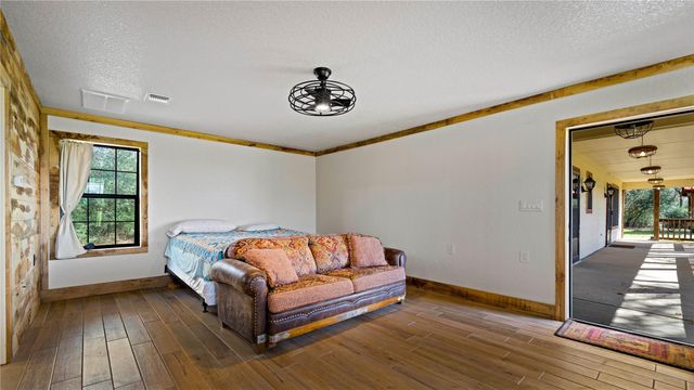 1728 Cr 384, Marquez, TX 77865