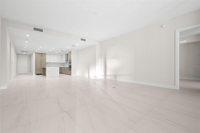 275 1ST AVENUE S 2803, St Petersburg, FL 33701