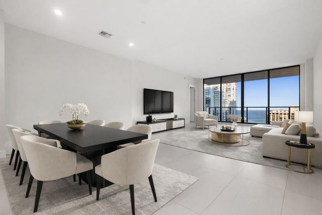 275 1ST AVENUE S 2803, St Petersburg, FL 33701