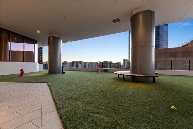 275 1ST AVENUE S 2803, St Petersburg, FL 33701