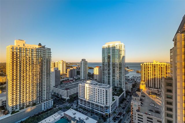 275 1ST AVENUE S 2803, St Petersburg, FL 33701