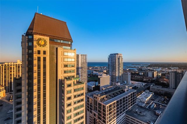 275 1ST AVENUE S 2803, St Petersburg, FL 33701