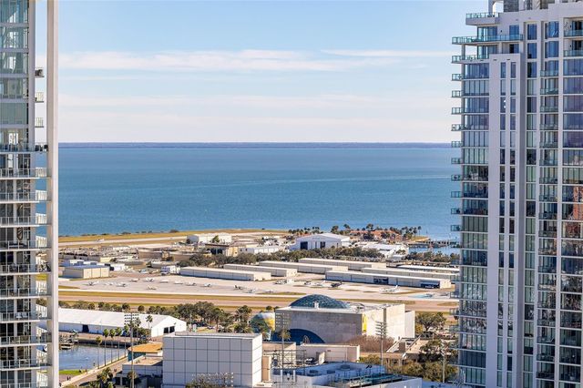 275 1ST AVENUE S 2803, St Petersburg, FL 33701