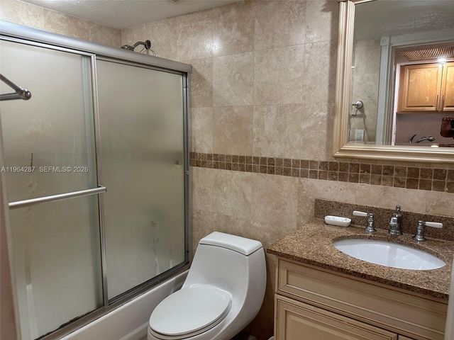 19201 Collins Ave 1044, Sunny Isles Beach, FL 33160
