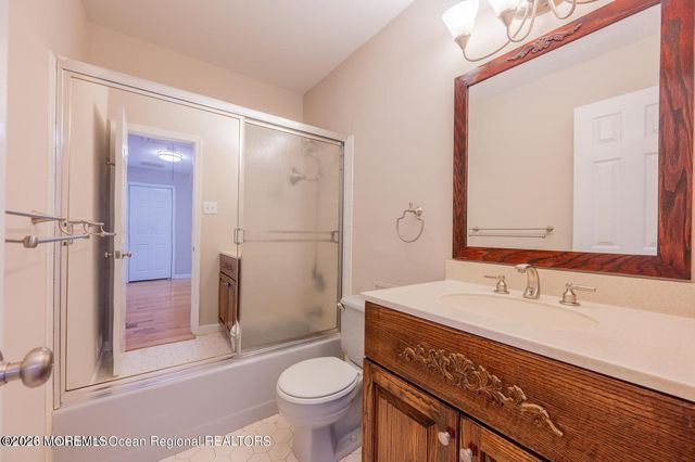 20 Bittersweet Drive, Jackson, NJ 08527