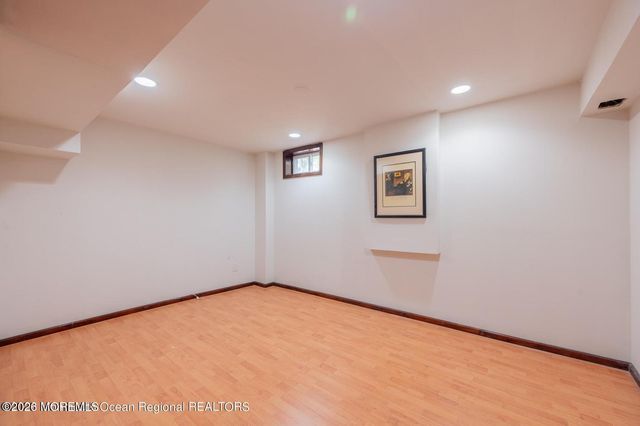 20 Bittersweet Drive, Jackson, NJ 08527