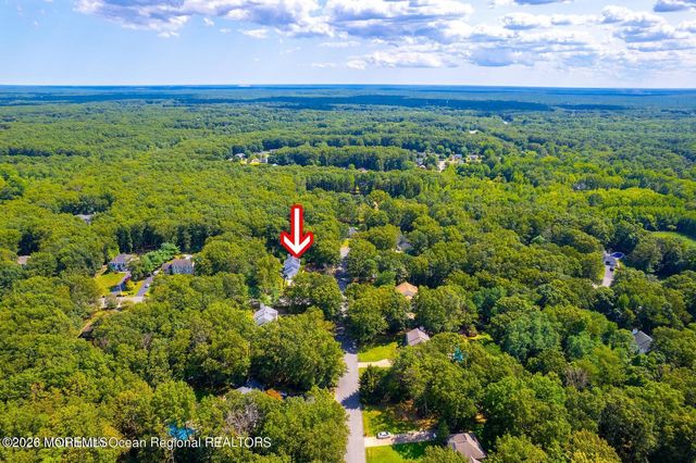 20 Bittersweet Drive, Jackson, NJ 08527