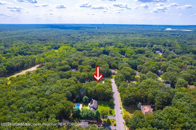 20 Bittersweet Drive, Jackson, NJ 08527