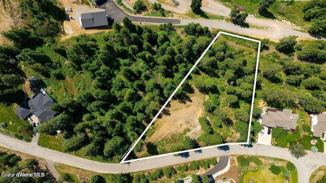 NKA W Woodlake Dr, Hauser, ID 83854