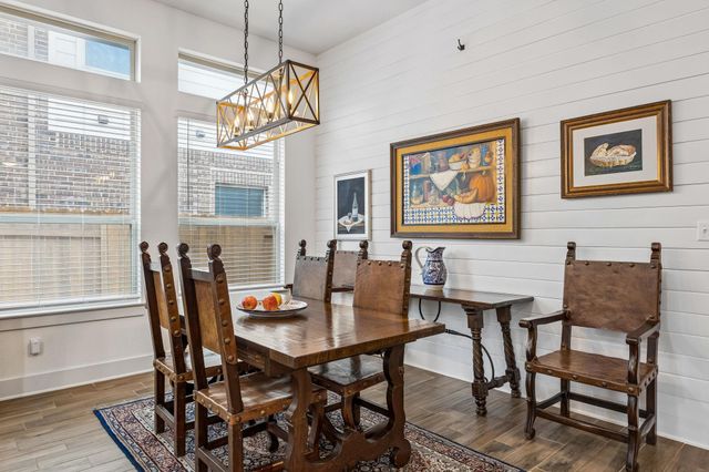 5217 Alonso DR, Austin, TX 78738