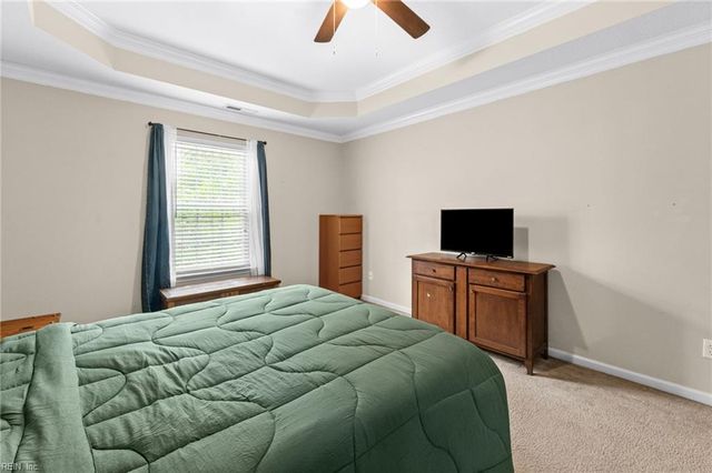 307 Herons CV, Carrollton, VA 23314