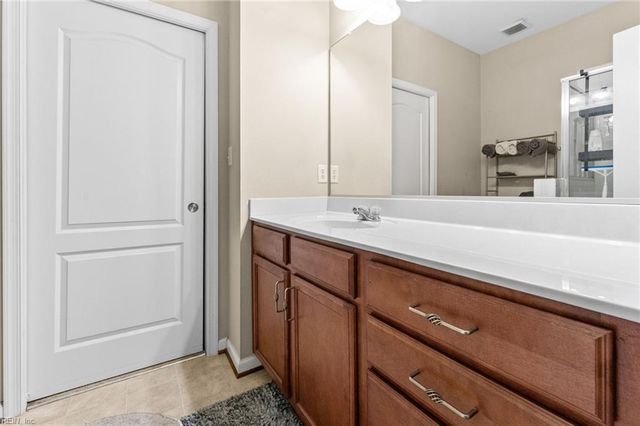 307 Herons CV, Carrollton, VA 23314