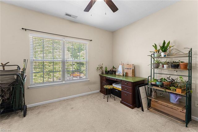 307 Herons CV, Carrollton, VA 23314