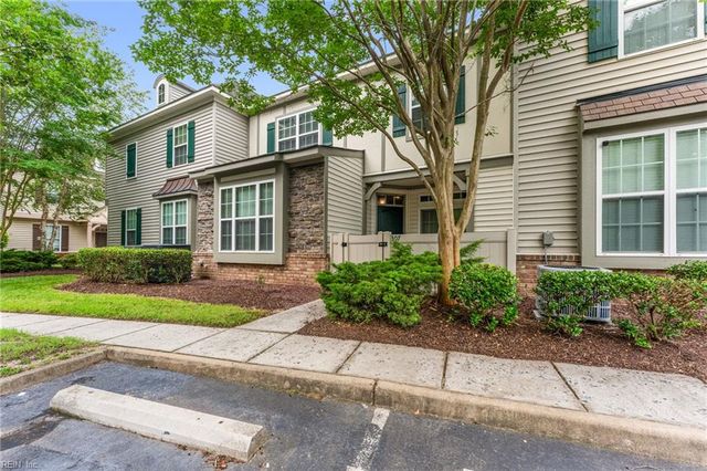 307 Herons CV, Carrollton, VA 23314