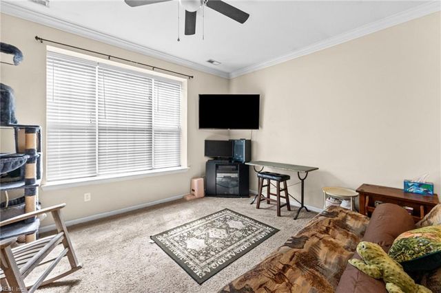307 Herons CV, Carrollton, VA 23314