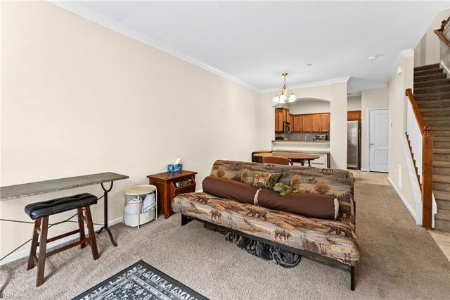 307 Herons CV, Carrollton, VA 23314