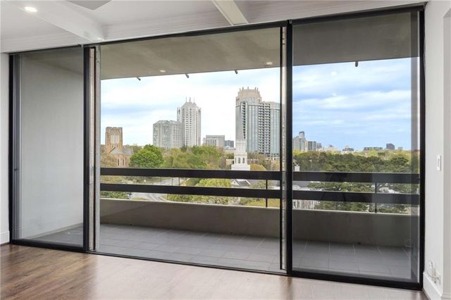 2660 Peachtree Road NW 13F, Atlanta, GA 30305