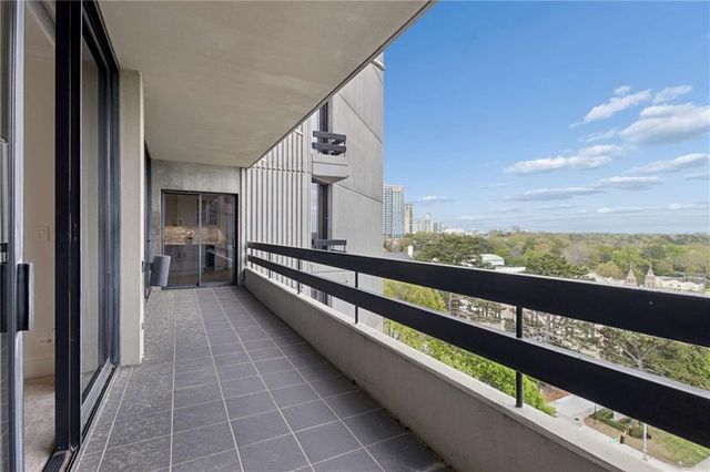 2660 Peachtree Road NW 13F, Atlanta, GA 30305