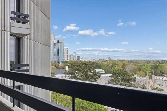 2660 Peachtree Road NW 13F, Atlanta, GA 30305