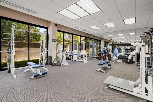 2660 Peachtree Road NW 13F, Atlanta, GA 30305