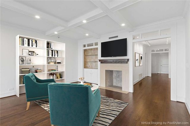 2660 Peachtree Road NW 13F, Atlanta, GA 30305