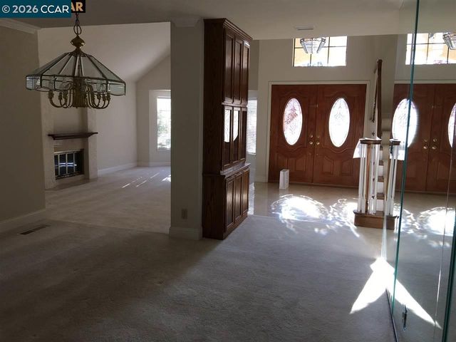 13 Deer Meadow Ct, Danville, CA 94506