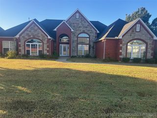 1104 SW 22nd Street, Wagoner, OK 74467