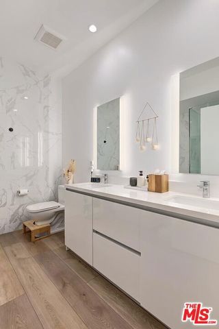 957 Figueroa Terrace 313, Los Angeles, CA 90012