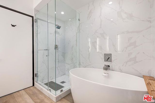 957 Figueroa Terrace 313, Los Angeles, CA 90012