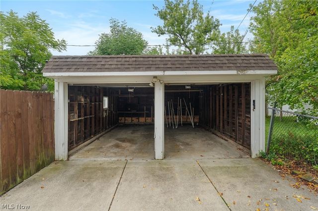4338 Silsby Road, University Heights, OH 44118