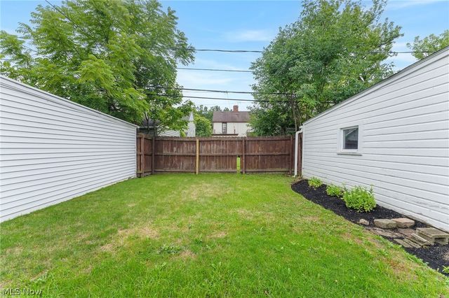 4338 Silsby Road, University Heights, OH 44118
