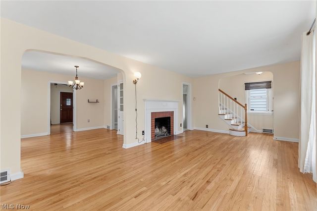 4338 Silsby Road, University Heights, OH 44118