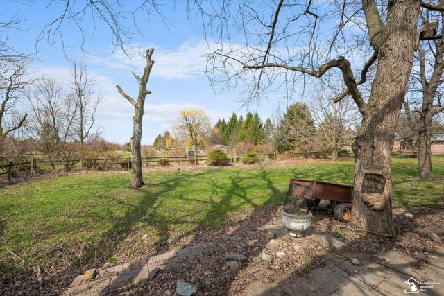 6925 Kirtwood Drive, Bedford Twp, MI 48182