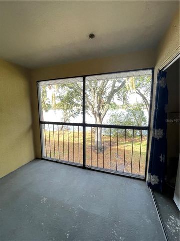 7218 E BANK DR, Tampa, FL 33617