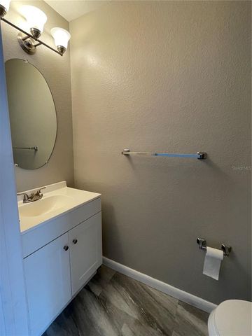 7218 E BANK DR, Tampa, FL 33617