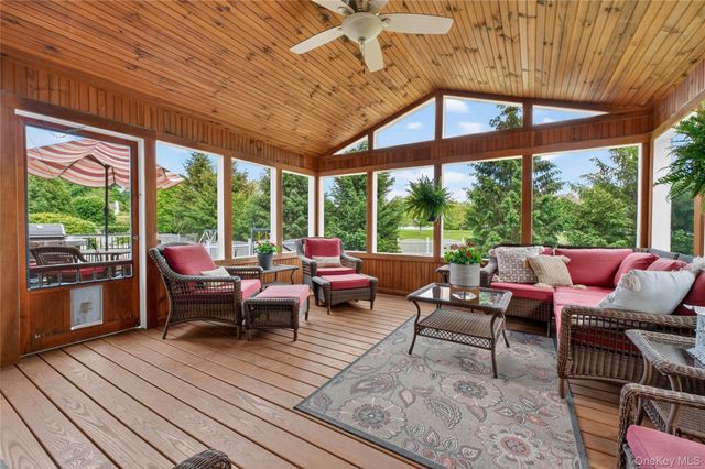 42 Plum Court Drive, Poughquag, NY 12570
