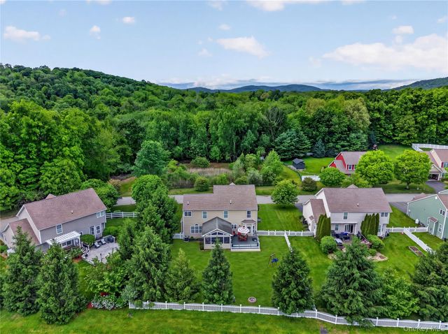 42 Plum Court Drive, Poughquag, NY 12570