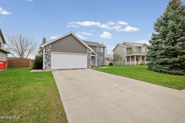 1463 Misty Oaks Drive, Findlay, OH 45840