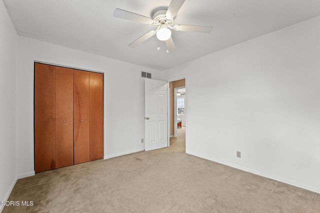 1463 Misty Oaks Drive, Findlay, OH 45840