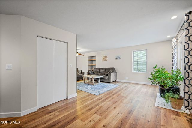 1463 Misty Oaks Drive, Findlay, OH 45840