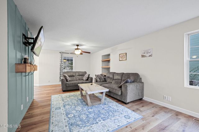 1463 Misty Oaks Drive, Findlay, OH 45840