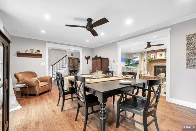 17 Babcock Road, Mahwah, NJ 07430