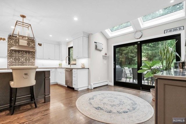 17 Babcock Road, Mahwah, NJ 07430