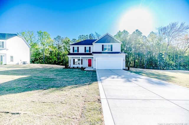 87 Onslow Court, Spring Lake, NC 28390