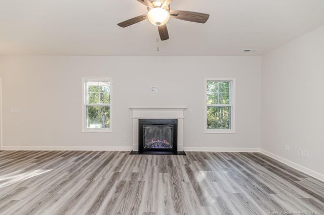87 Onslow Court, Spring Lake, NC 28390