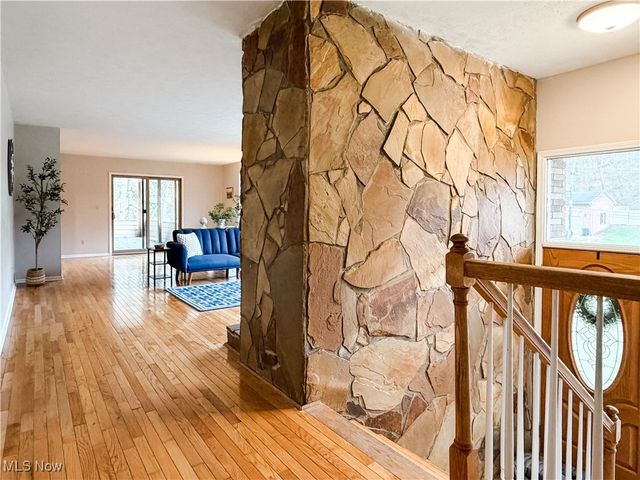 130 N Hills Drive, Parkersburg, WV 26104