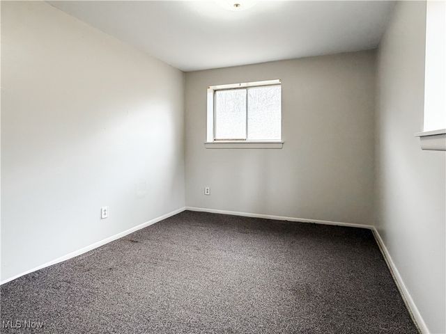 130 N Hills Drive, Parkersburg, WV 26104