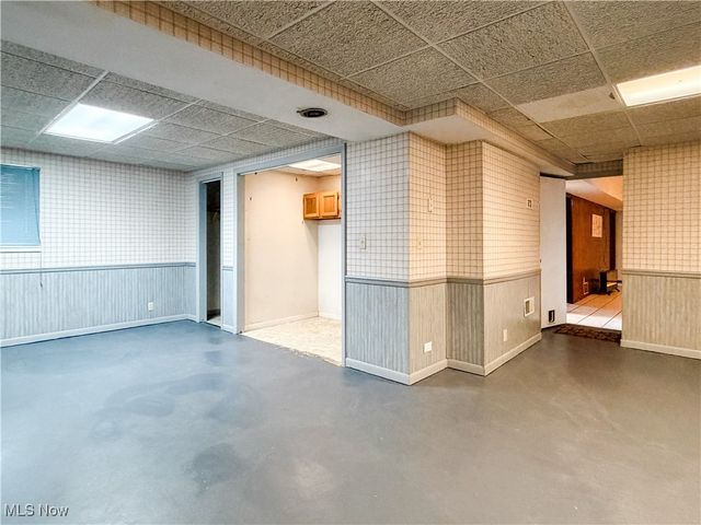 130 N Hills Drive, Parkersburg, WV 26104