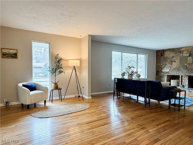 130 N Hills Drive, Parkersburg, WV 26104